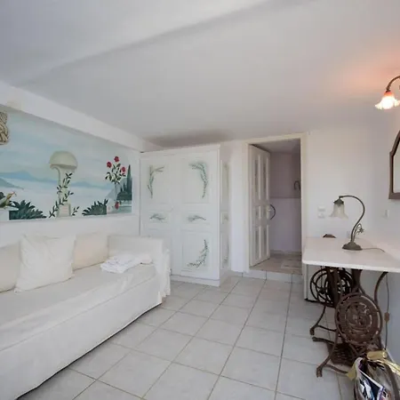 Victoria With Sea View And Two Private Pools Fteliá