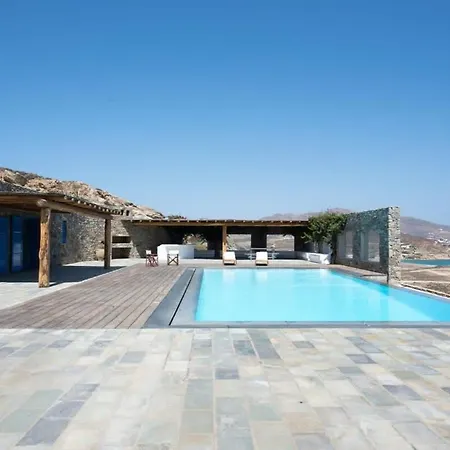 Victoria With Sea View And Two Private Pools * Φτελιά